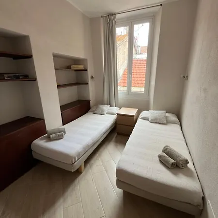 In Pieno Centro A Tre Minuti Dalla Апартаменты *