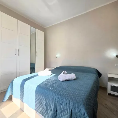 In Pieno Centro A Tre Minuti Dalla Daire *