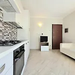 In Pieno Centro A Tre Minuti Dalla Διαμέρισμα *