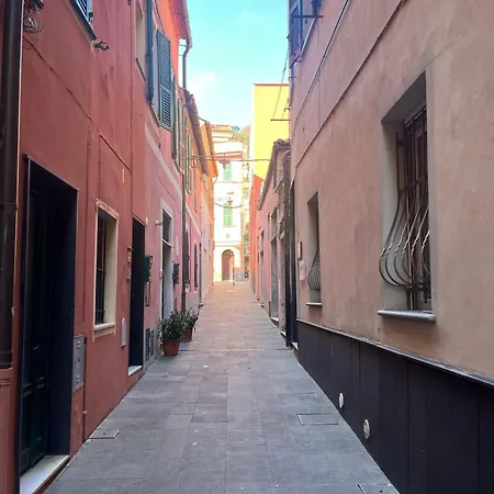 Apartment In Pieno Centro A Tre Minuti Dalla Finale Ligure